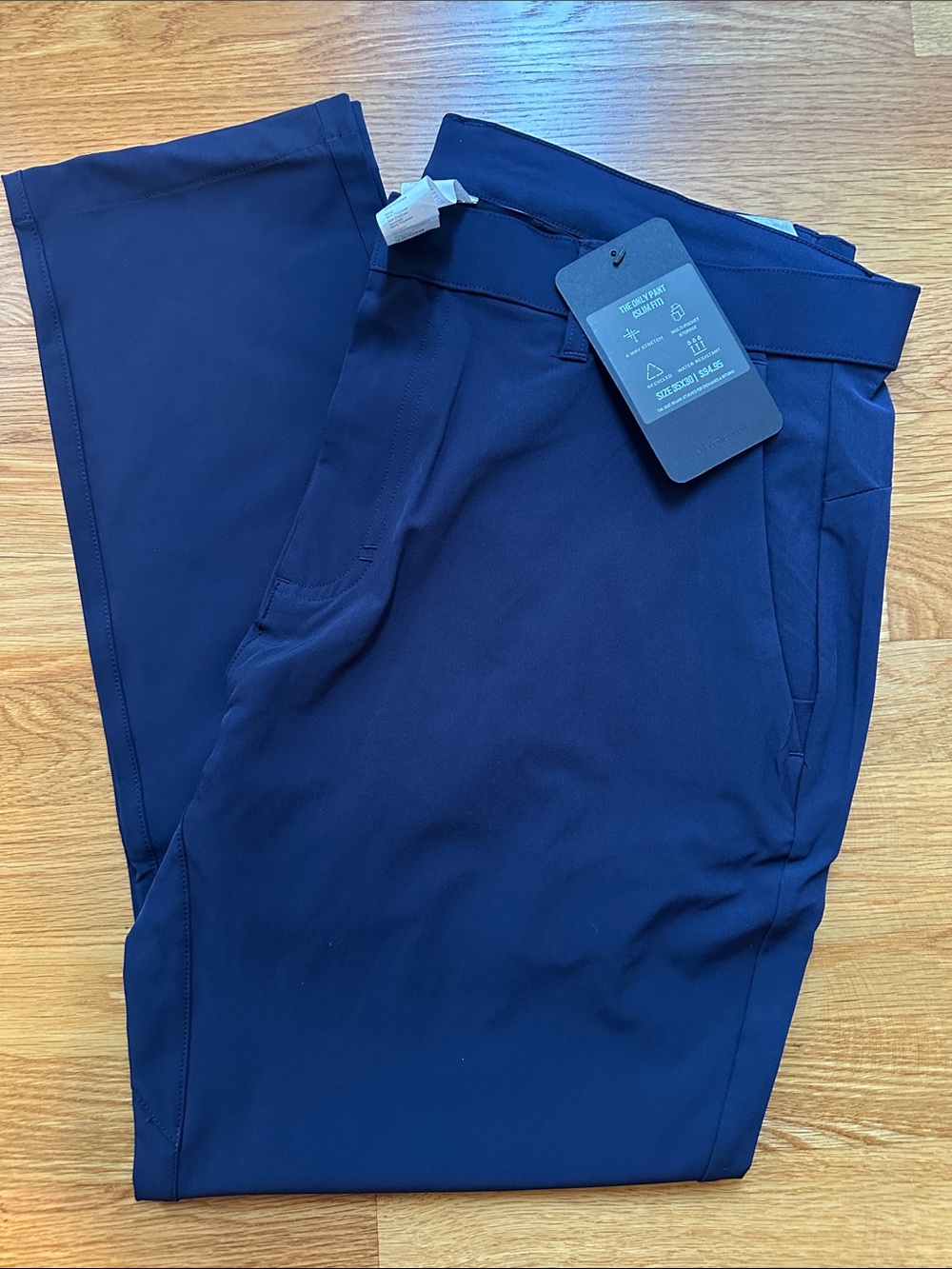 Fabletics Men's Navy The only Pant slim fit 35x30 Performance Chinos NWT